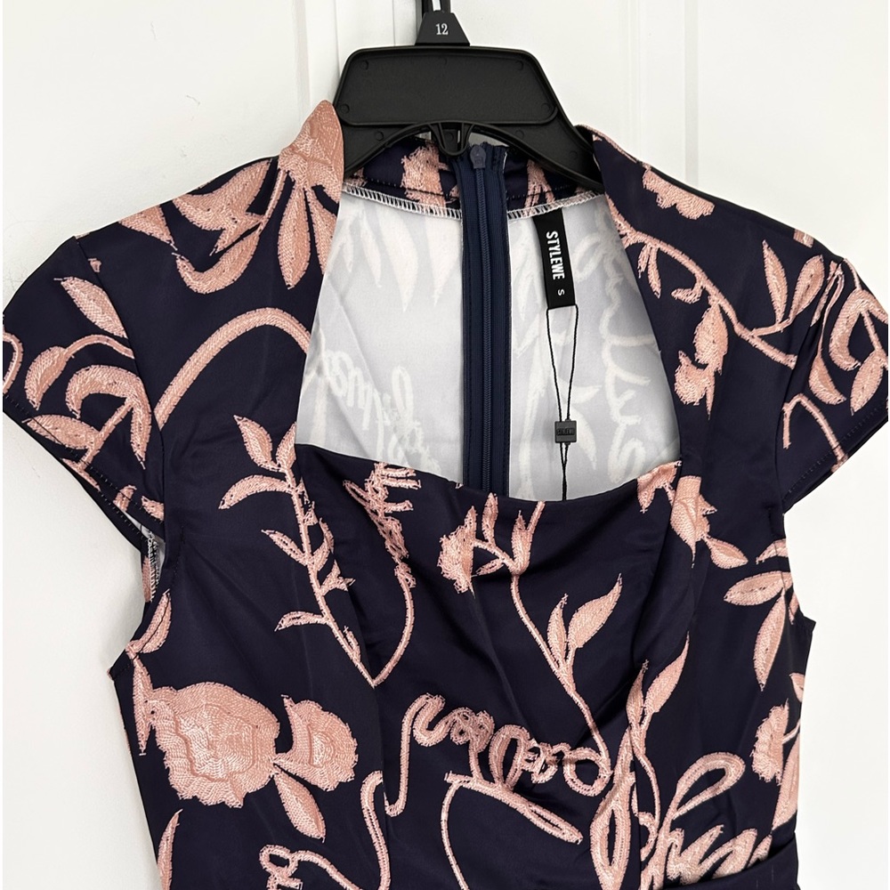 Women’s dress